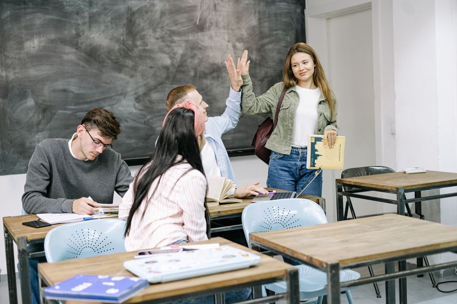 Englisch Sprachkurse Unterricht mit strukturiertem Lernplan